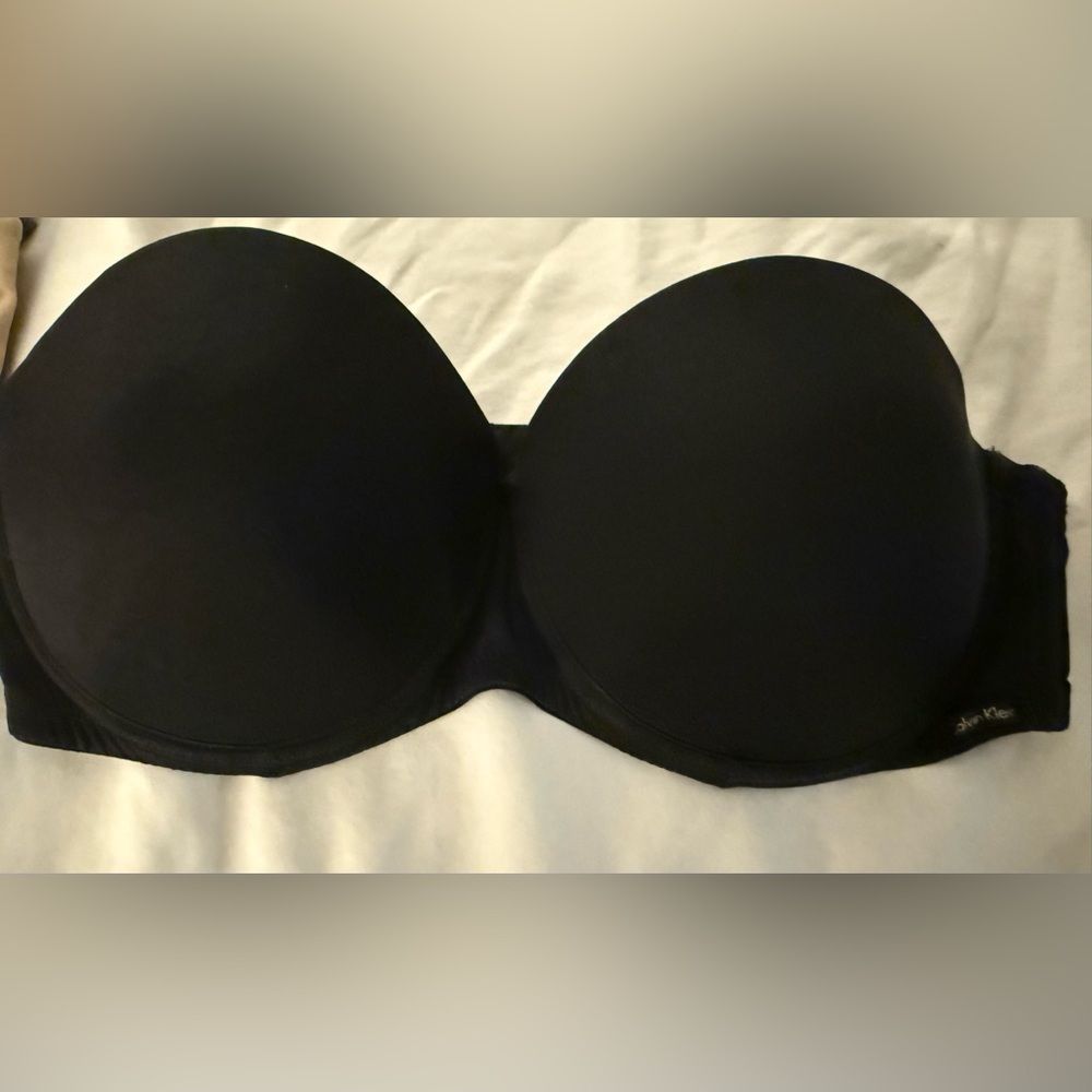 Bra Bundle 34C & 36 C Straps & Strapless 4 Bra’s NWOT & EUC - Picture 2 of 5
